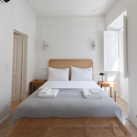 Flh Lapa With Interior Pateo Lisboa